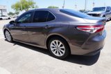 Used 2018 Toyota Camry LE image 4