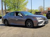 Used 2021 Toyota Camry SE image 2
