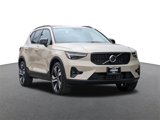 New 2025 Volvo XC40 B5 Plus w/ Climate Package image 3