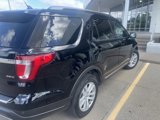Used 2018 Ford Explorer XLT w/ Equipment Group 202A image 3