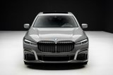 Used 2022 BMW 740i w/ M Sport Package image 6