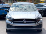 Used 2024 Volkswagen Jetta SE image 4