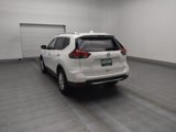Used 2018 Nissan Rogue SV image 5