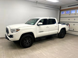 Used 2023 Toyota Tacoma 2WD Double Cab image 2