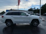 Used 2020 Jeep Grand Cherokee Overland image 2