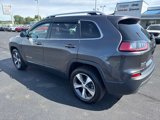 Used 2020 Jeep Cherokee Limited image 3