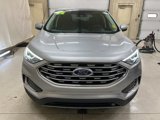 Used 2022 Ford Edge Titanium image 2