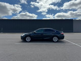 Used 2015 Toyota Camry LE image 3