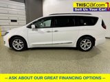 Used 2017 Chrysler Pacifica Touring-L Plus w/ Advanced Safetytec Group image 4