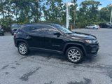 Used 2022 Jeep Compass Latitude image 3