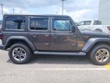 Used 2018 Jeep Wrangler Unlimited Sahara image 3