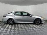 Used 2021 Toyota Camry XLE image 4