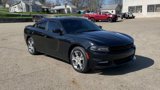 Used 2016 Dodge Charger SXT image 2