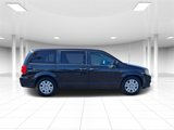 Used 2019 Dodge Grand Caravan SE image 2