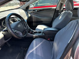 Used 2012 Hyundai Sonata Limited w/ Navigation Pkg image 4