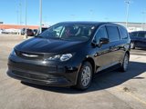 Used 2023 Chrysler Voyager LX image 2