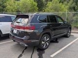 Used 2024 Volkswagen Atlas SEL image 2