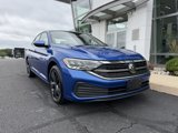 Used 2024 Volkswagen Jetta SE w/ Panoramic Sunroof Package image 2