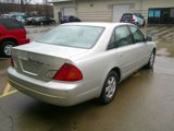 Used 2001 Toyota Avalon XL image 4