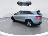 Used 2016 Kia Sorento LX image 6