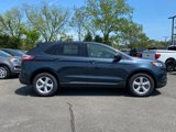 Used 2024 Ford Edge SE image 3