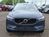 Used 2019 Volvo XC60 T5 Momentum w/ Multimedia Package image 2
