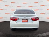 Used 2017 Toyota Camry SE image 4