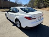 Used 2025 Toyota Camry LE image 3