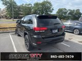 Used 2017 Jeep Grand Cherokee Altitude image 3
