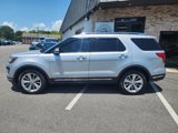 Used 2019 Ford Explorer Limited w/ Ford Safe & Smart Package image 2
