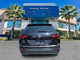 Used 2021 Volkswagen Tiguan SE w/ Panoramic Sunroof Package image 6