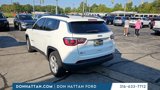 Used 2018 Jeep Compass Latitude image 3