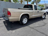 Used 2004 Dodge Dakota 2WD Club Cab w/ Tire & Handling Group image 3
