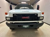 Used 2005 GMC TopKick C4500 4x4 Regular Cab image 2