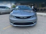 Used 2015 Chrysler 200 Limited w/ Convenience Group image 2
