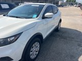 Used 2020 Nissan Rogue Sport S image 2