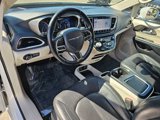 Used 2021 Chrysler Pacifica Touring-L image 2
