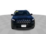 Used 2018 Jeep Cherokee Latitude image 3
