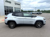 Used 2024 Jeep Compass Limited image 2