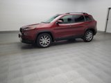 Used 2018 Jeep Cherokee Latitude image 2