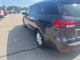 Used 2016 Kia Sedona LX w/ LX Essentials Premium Package image 3