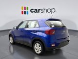 Used 2025 Hyundai Venue SE image 3
