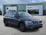 Certified 2021 Volkswagen Tiguan SE image 3