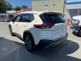 Used 2021 Nissan Rogue SV image 3