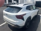 Used 2025 Chevrolet Trax ACTIV w/ Sunroof Package image 3
