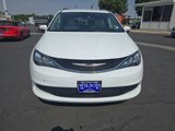 Used 2021 Chrysler Voyager Lxi image 3