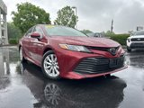 Used 2018 Toyota Camry LE image 3