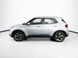 Used 2021 Hyundai Venue SEL image 4