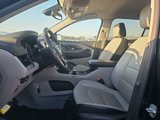 Used 2024 GMC Terrain SLT image 2