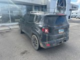Used 2016 Jeep Renegade Latitude image 3